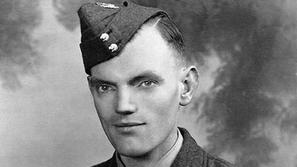 Jack Harrison je bil sestreljen že na prvi misiji v novembru leta 1942. (Foto: E