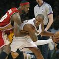 Bryant–James, neposredni dvoboj za naslov MVP?
