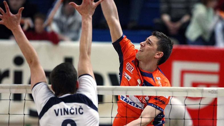 Andrej Flajs je optimističen pred nocojšnjo tekmo v Innsbrucku. Tekmeca so Blejc