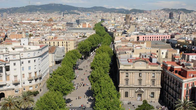 Španski pesnik Federico García Lorca je rekel, da je La Rambla edina ulica na sv