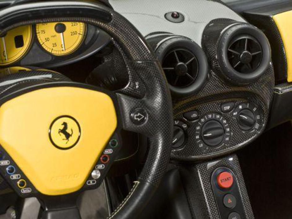 Ferrari enza so predelali strokovnjaki "fitnes centra" Edo.