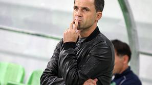 Trener Olimpije Dušan Kosič bo lahko v nadaljevanju sezone računal tudi na Sašo 