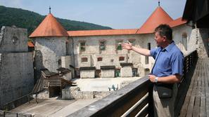 Vlado Kostevc je s potekom obnove gradu zadovoljen. (Foto: Živa Zakšek)