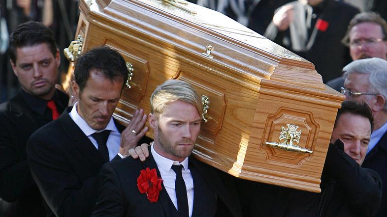 boyzone, pogreb Stephen Gately