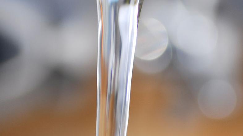 Lahko se zgodi, da z namestitvijo filtra poslabšate kakovost pitne vode. (Foto: 