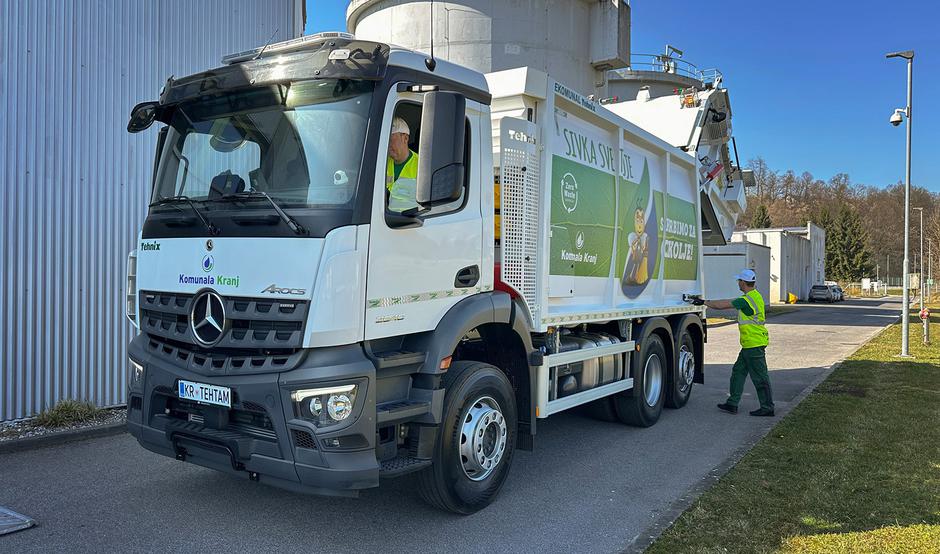 Komunala Kranj bo z novim tovornjakom s tehtnico tehtala odpadke. | Avtor: Komunala Kranj