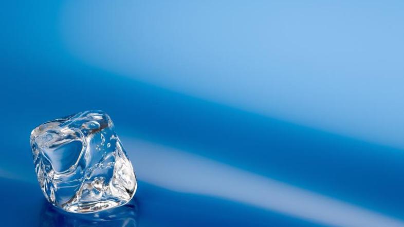 Včasih pomaga led, včasih toplota. (Foto: iStockphoto)