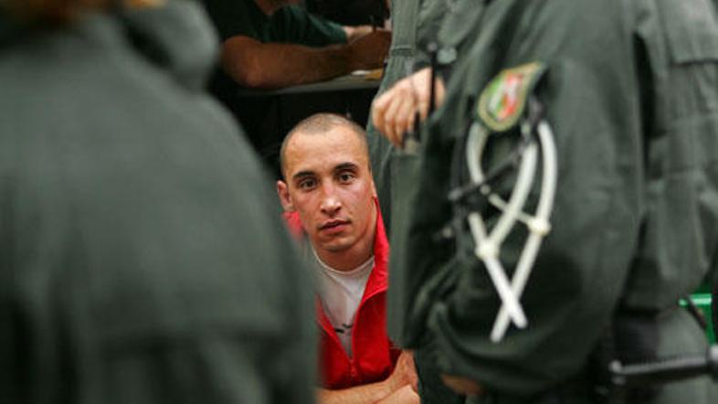 V Italjiji so zaradi izgredov že odpovedali nedeljske tekme druge in tretje ital