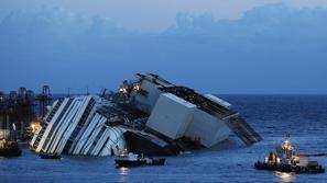 Costa Concordia dvigovanje