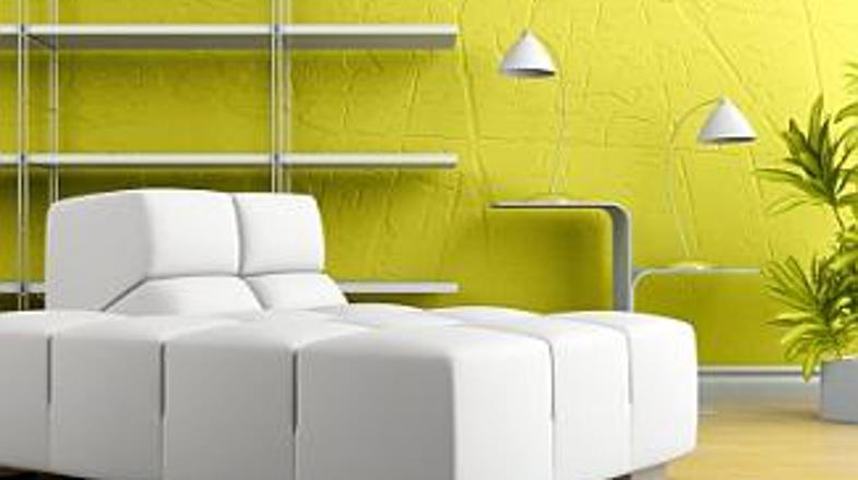 Nekaj polic in kavč, v katerega lahko kaj skrijete, so dobrodošli!