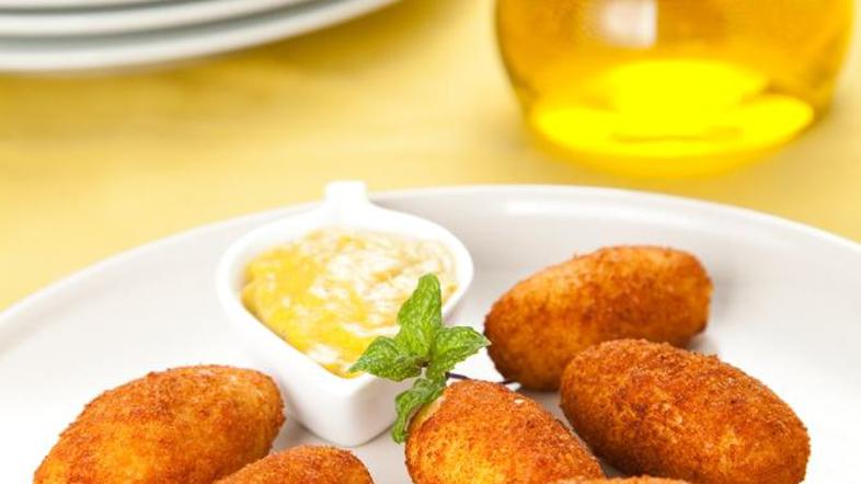 Ocvrtki so kalorična, a nadvse okusna jed. (Foto: Shutterstock)