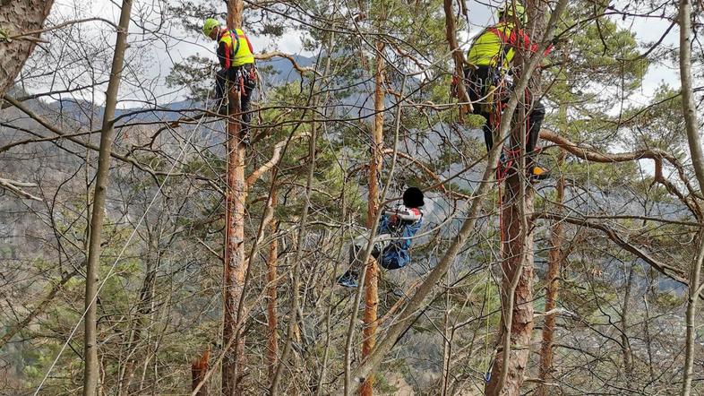 jadralni padalec, reševanje, vrvna tehnika
