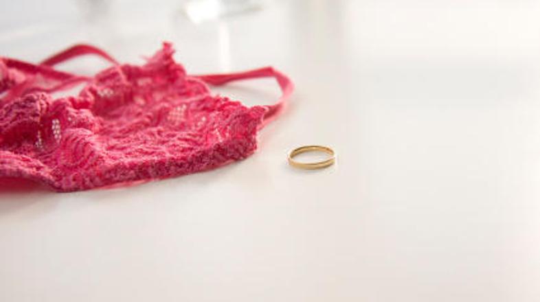 Verjamete v eno in edino?