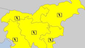 Danes je vsa Slovenija obarvana v rumeno. (Foto: Žurnal24)