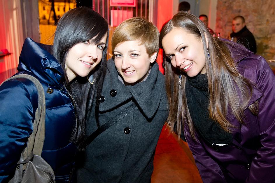 Silent party zapeljal Bachus