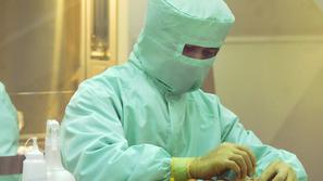 koronavirus COVID-19 laboratorij