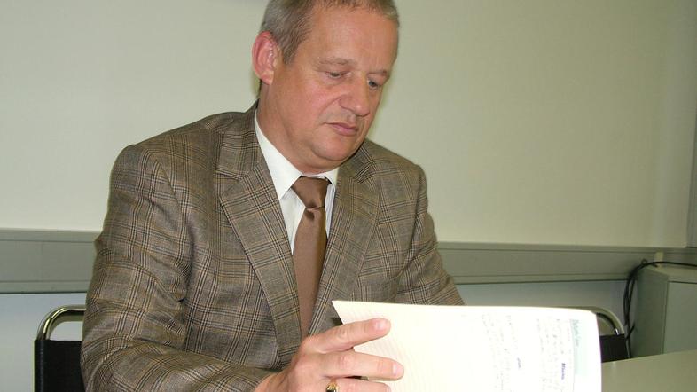 Iztok Perenič je povedal, da so preiskavo šikaniranja na Občini Postojna začeli 