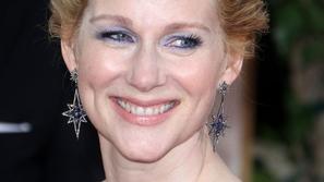 Laura Linney