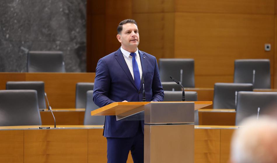 Stevanović napovedal tožbe