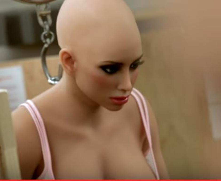 Lutka za seks | Avtor: Youtube