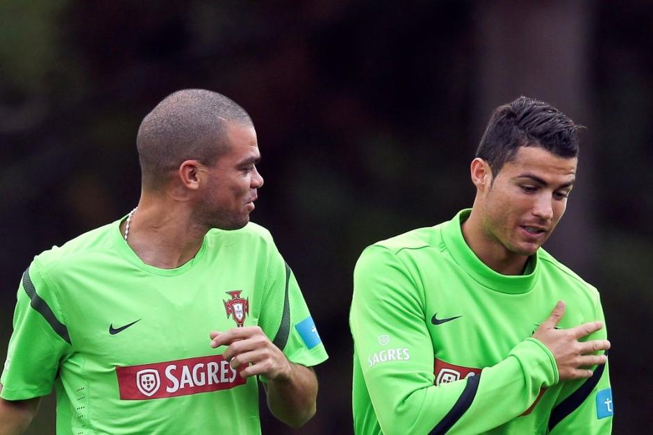 Pepe Ronaldo rama poškodba Portugalska Rusija trening kvalifikacije SP 2014 Obid | Avtor: EPA
