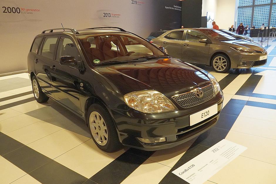 Toyota corolla 60 let | Avtor: Matija_Janežič