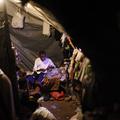 Ogromno prebivalcev devet mesecev po uničujočem potresu še vedno živi v šotorih.