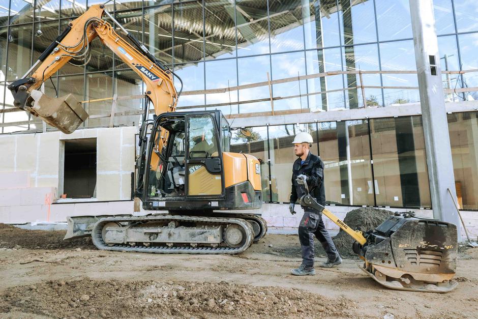 Kopališče Ilirija delavci gradnja | Avtor: Saša Despot