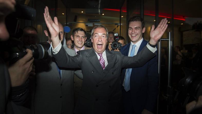 Veselje v taboru evroskeptične stranke Ukip Nigel Farage