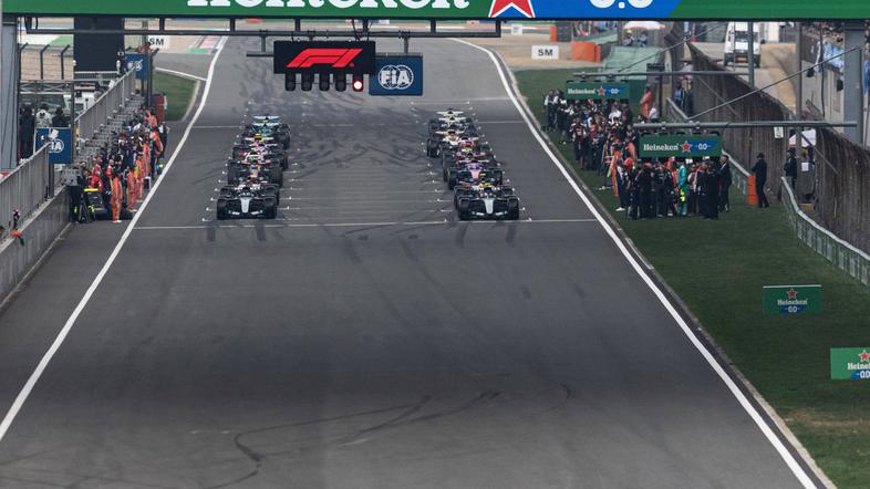 formula 1 start VN Kitajske