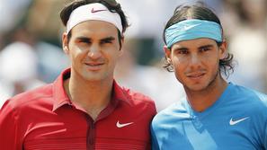Še slika za anake in Federer in Nadal sta lahko začela veliki finale.