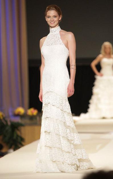 Svečane in poročne obleke, Misson