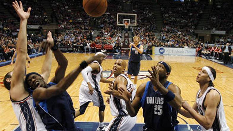 V domačem East Rutherfordu so Netsi uspeli zaustaviti Meverickse.