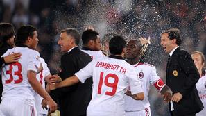 Allegri Zambrotta Seedorf zmaga veselje naslov prvaka proslavljanje Roma