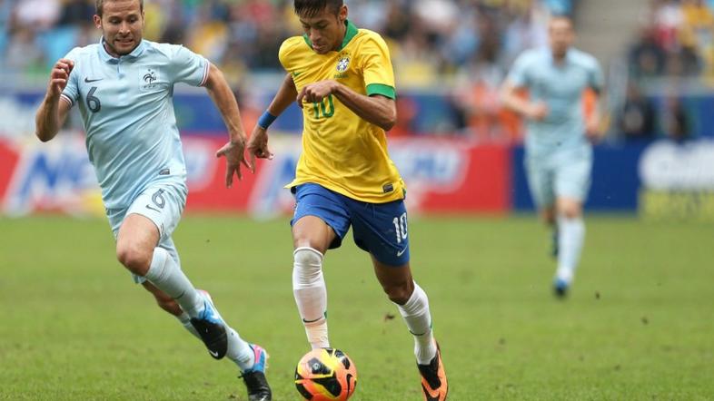 Neymar Cabaye Brazilija Francija prijateljska tekma Belo Horizonte Gremio Arena