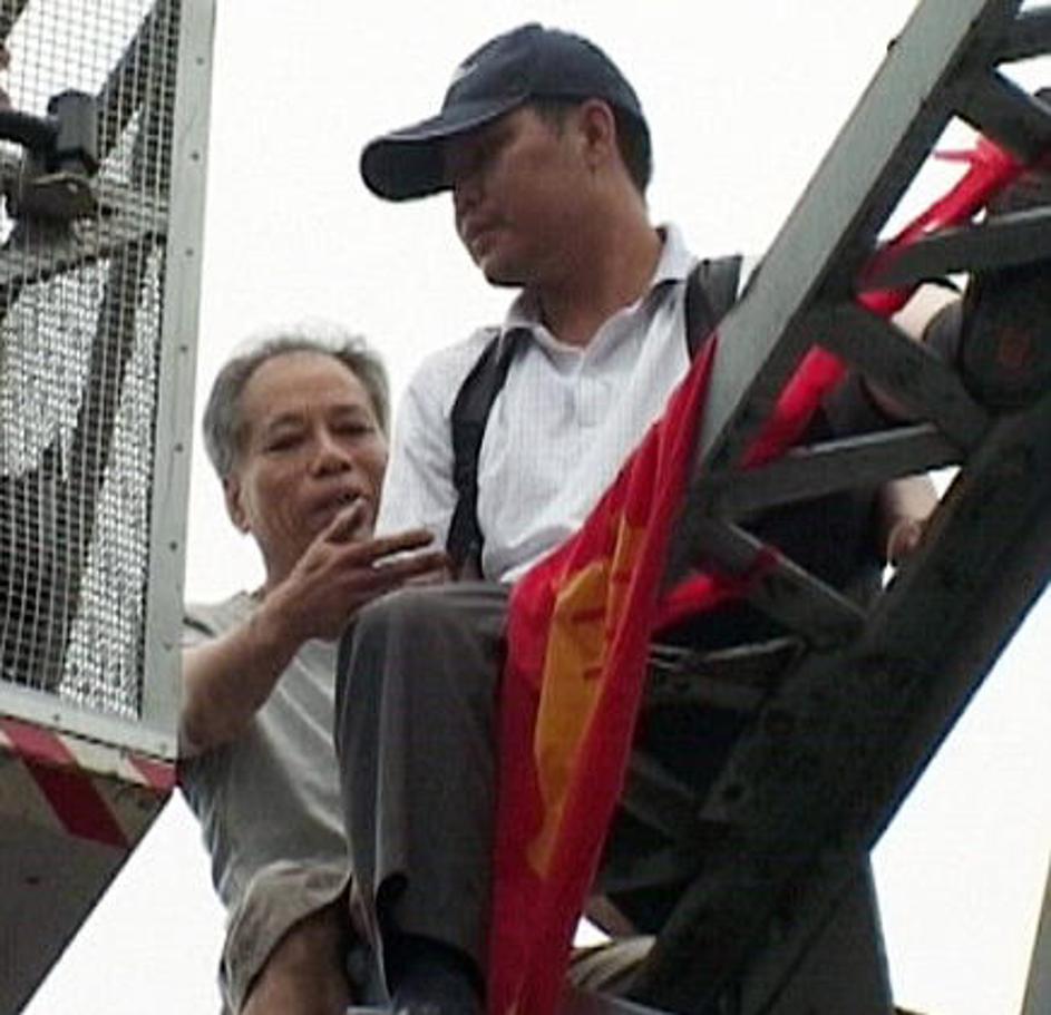 To je sloviti most, na katerem je maja prišlo do incidenta, ko je upokojeni kita