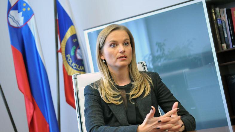 Prisluškovanja Jelušičevi je Jelinčič označil za še en poskus Kresalove, da odst