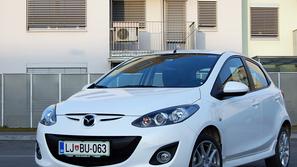 Če lahko upravičemo trdimo, da je cena v tem segmentu zelo pomemben dejavnik, po