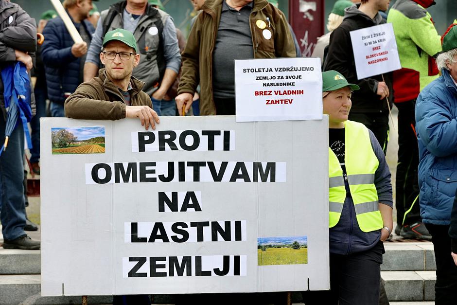 protestni shod kmetov v središču prestolnice | Avtor: Saša Despot