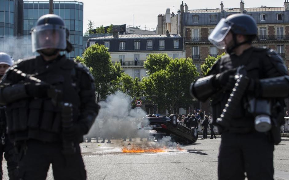 Protest taksistov v Parizu | Avtor: EPA