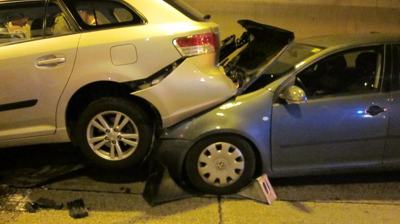 Nesreča v predoru Golovec.