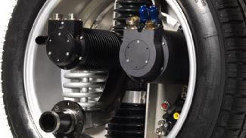 Zaradi inovativne zasnova pogonskega in voznega sklopa imajo oblikovalci in inže