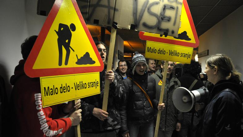 19. maja mineva natanko leto od tako imenovane granitne srede, študentskih prote