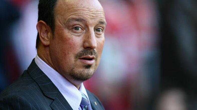 Rafael Benitez je z vestjo o hitrejšem okrevanju Fernanda Torresa in Xabija Alon