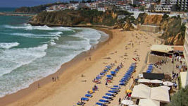 Na Tenerifu je udor pečine pod seboj pokopal dve ženski. Reševalci so prepričani