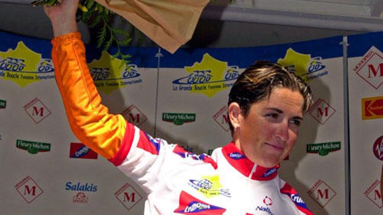 Fabiana Luperini je še petič dobila Dirko po Italiji za ženske.