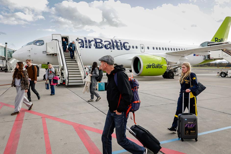 prvi let letalske družbe Airbaltic z Letališča Ljubljana
