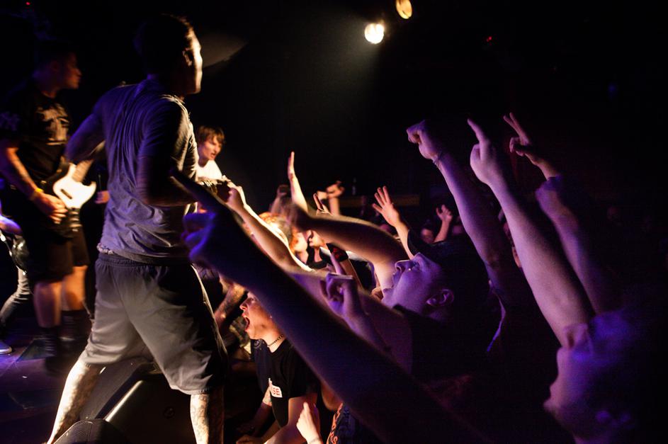 H2O v Gala Hali, Metelkova mesto