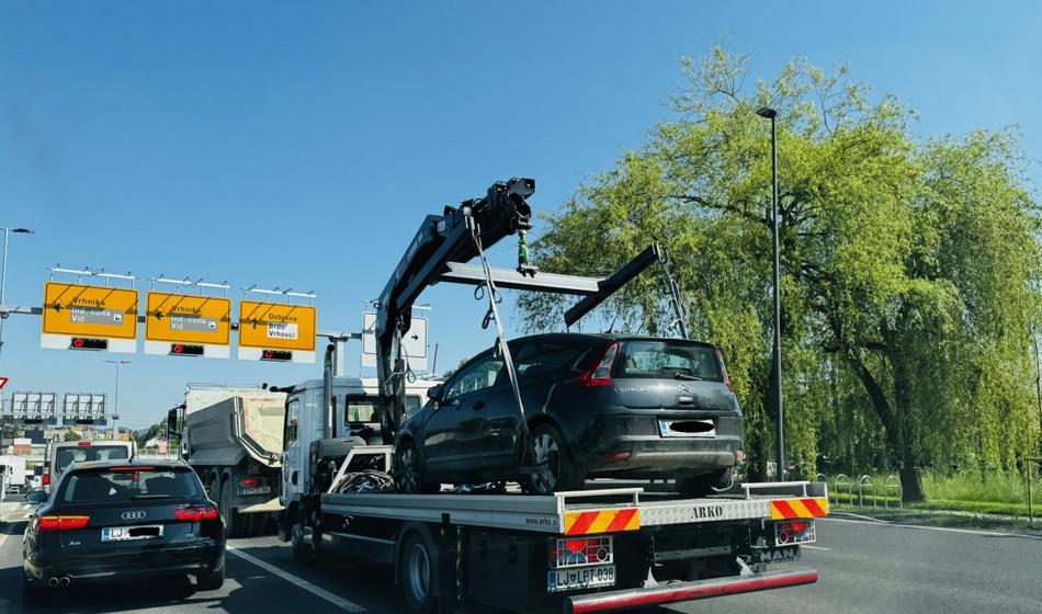 V samo 48 urah ljubljanski policisti zaplenili 13 vozil!