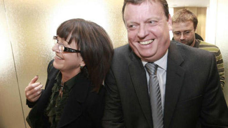 Zamenjavo Kosmove naj bi zahteval Cerani, ki mu je Boško Šrot prodal večino Kolo